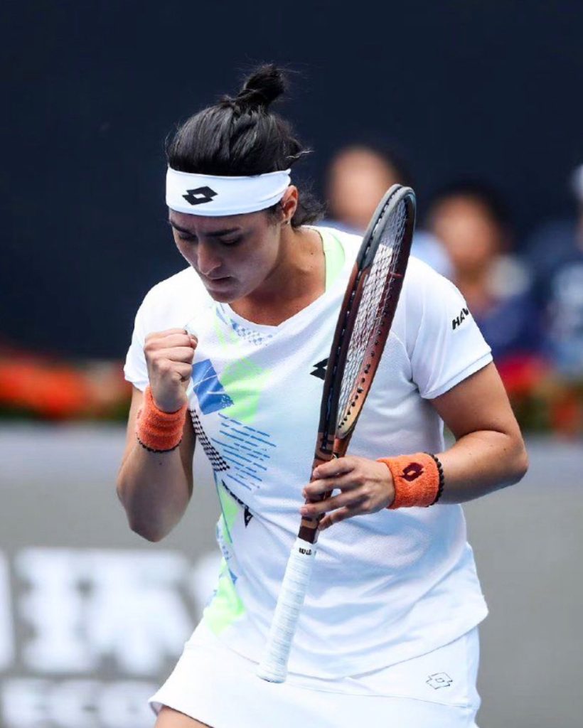 WTA Finals: Jabeur beats Vondrousova to avenge Wimbledon loss wta-finals:-jabeur-beats-vondrousova-to-avenge-wimbledon-loss