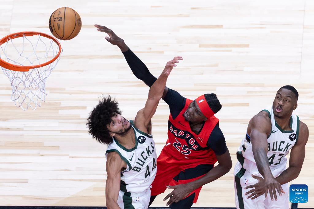 Raptors blowout Bucks to snap three-game losing skid raptors-blowout-bucks-to-snap-three-game-losing-skid
