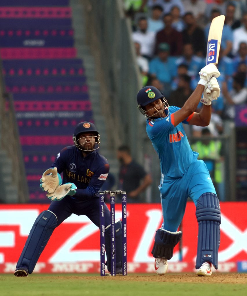 men’s-odi-world-cup:-iyer-becomes-third-fastest-indian-batter-to-score-2000-odi-runs