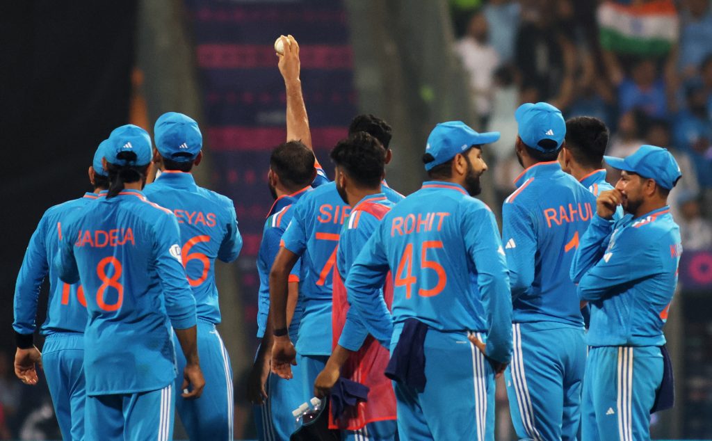Men’s ODI WC: Shami 5-18 after Gill, Kohli, Iyer fifties help India beat Sri Lanka; reach semis (Ld) men’s-odi-wc:-shami-5-18-after-gill,-kohli,-iyer-fifties-help-india-beat-sri-lanka;-reach-semis-(ld)