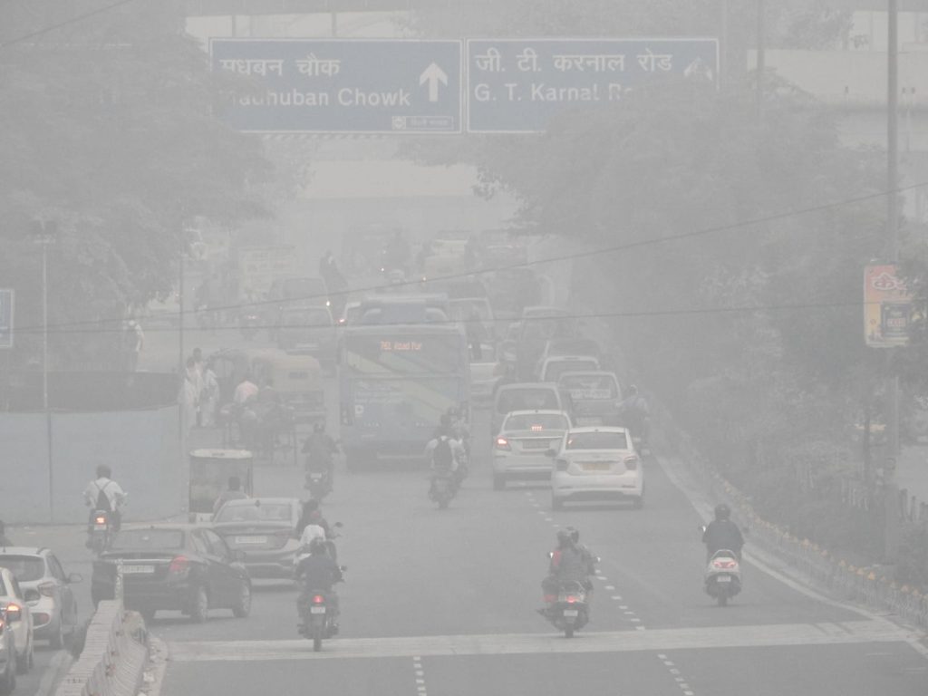 delhi’s-air-quality-dips-to-‘severe’-category
