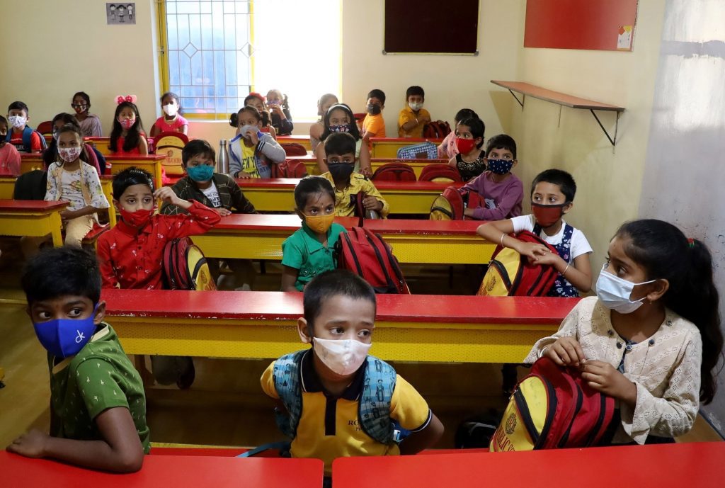 UP govt to provide English language kits for primary classes up-govt-to-provide-english-language-kits-for-primary-classes