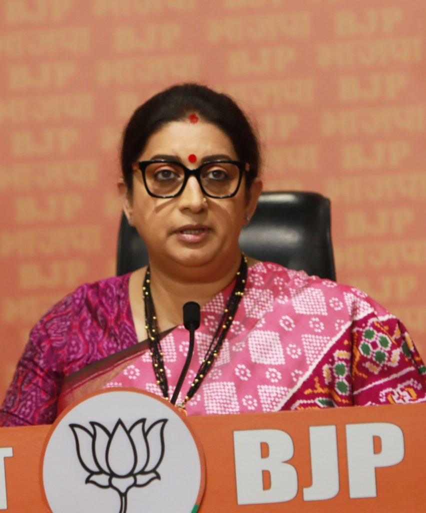 ‘Hawala’ money being used to fund poll campaign in Chhattisgarh, says Smriti Irani; Congress hits back ‘hawala’-money-being-used-to-fund-poll-campaign-in-chhattisgarh,-says-smriti-irani;-congress-hits-back