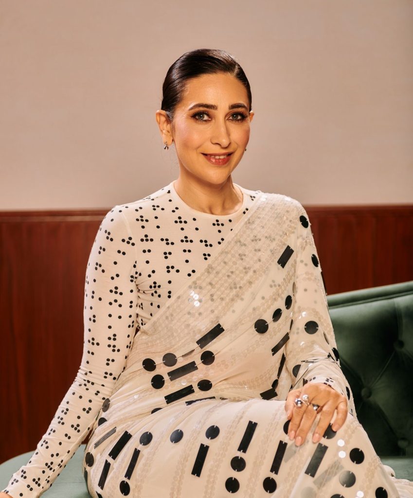 karisma-kapoor-recalls-shooting-with-aamir-khan-in-‘andaz-apna-apna’-as-‘great-times’