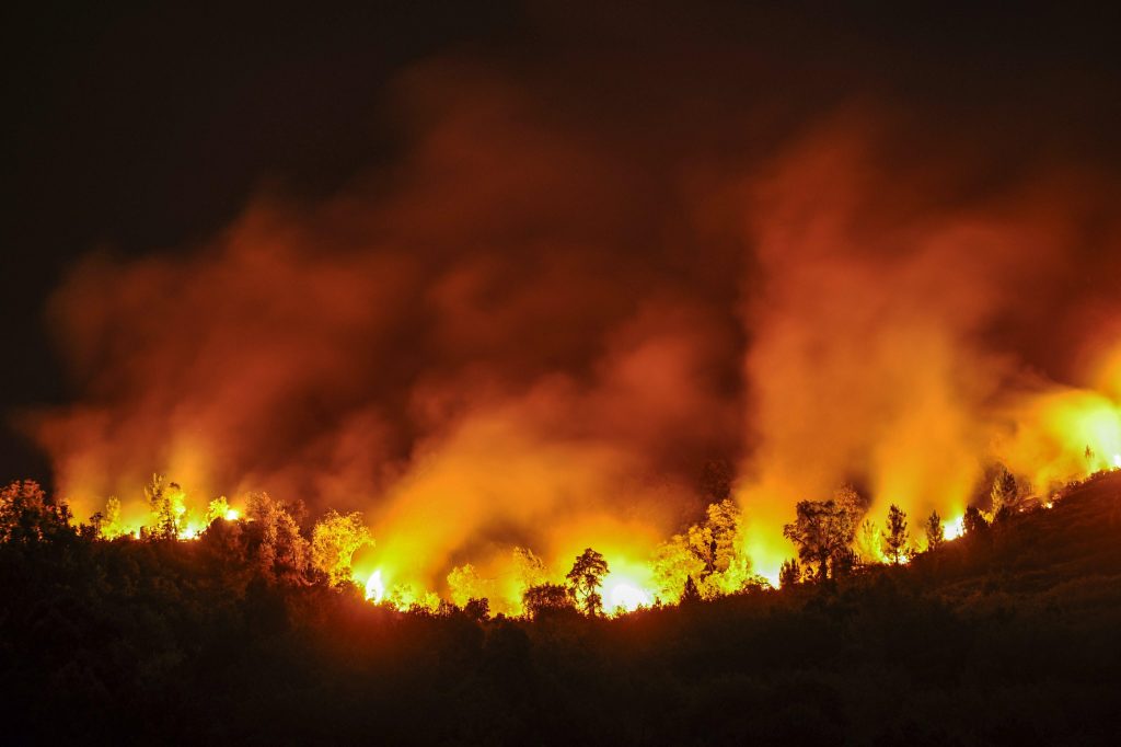 Hundreds evacuated as wildfire burns in Spain hundreds-evacuated-as-wildfire-burns-in-spain