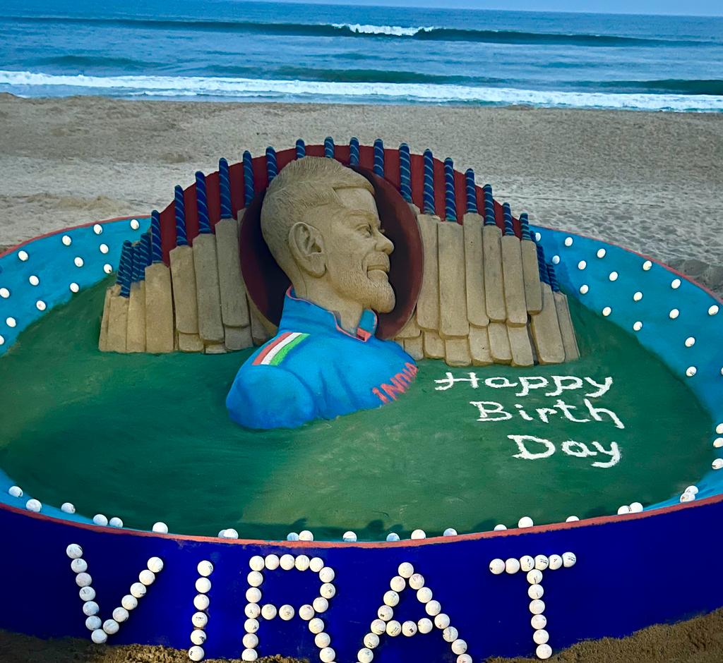 Sudarsan Pattnaik wishes Virat Kohli with sand sculpture sudarsan-pattnaik-wishes-virat-kohli-with-sand-sculpture