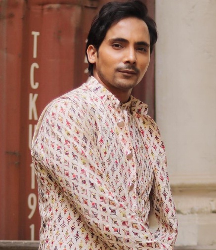 Raj Kumar Singh doesn’t carry phone on sets: ‘Helps me to give my best’ raj-kumar-singh-doesn’t-carry-phone-on-sets:-‘helps-me-to-give-my-best’