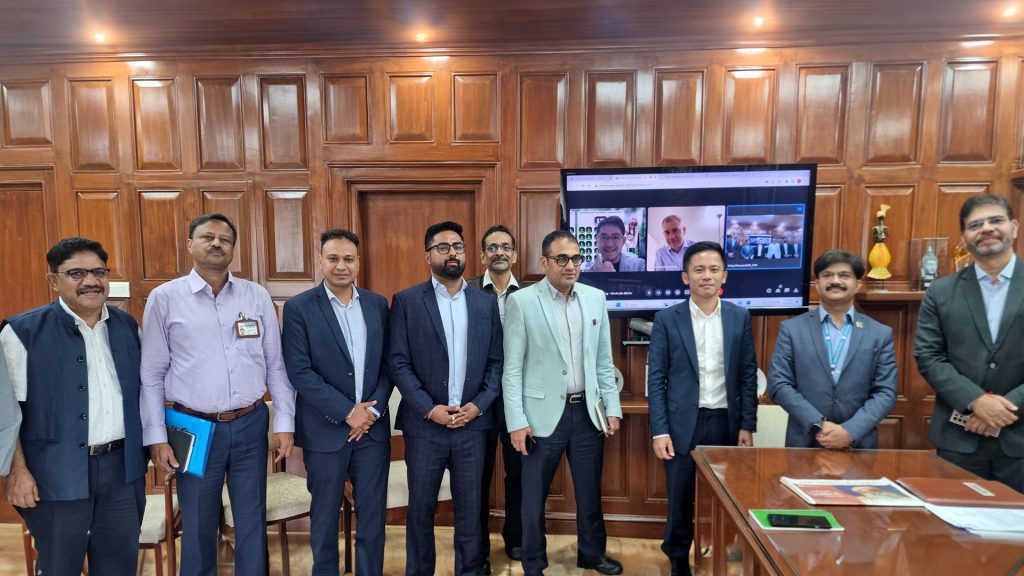 gogoro-to-rollout-battery-swapping-stations-to-hpcl-gas-outlets-in-india-(lead)