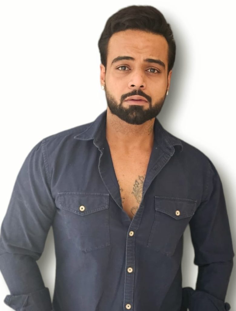 indeep-bakshi:-‘have-been-watching-badshah-make-other-singers-look-small-with-his-big-mouth’