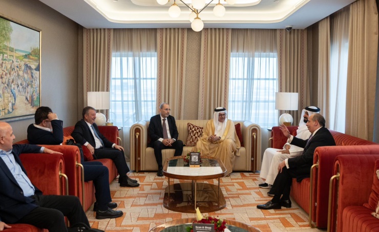 Jordan’s Deputy Prime Minister and Minister of Foreign Affairs and Expatriate arrives in Bahrain