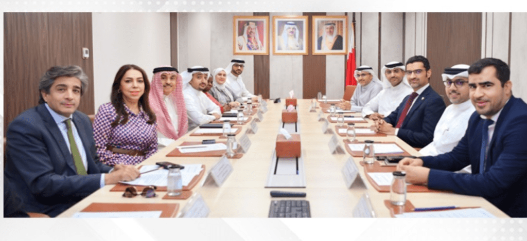 Municipalities Minister reviews capital governorate projects with Capital Secretariat Council