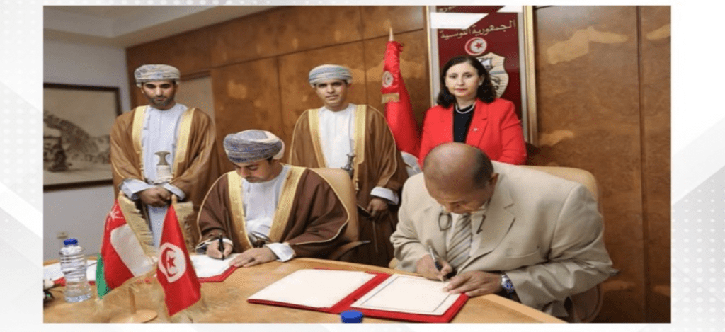 Oman, Tunisia sign air services agreement