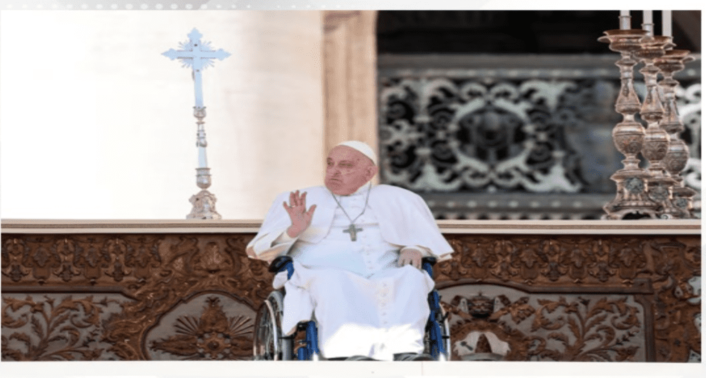 Pope Francis makes surprise first appearance at Vatican after hospital stay