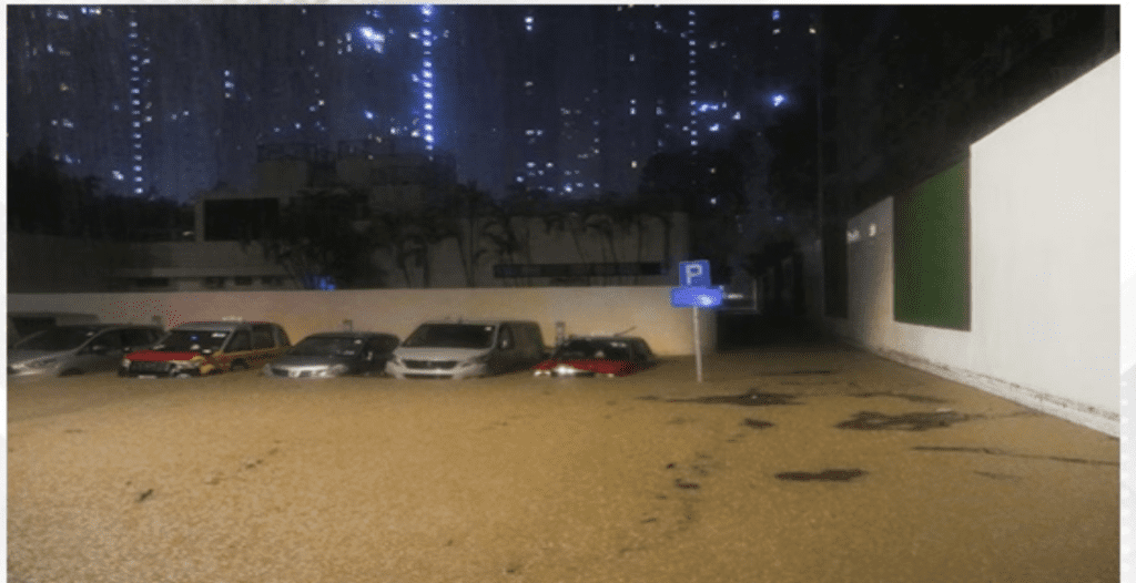 Monsoon peaks in south China, unleashing landslides, disease