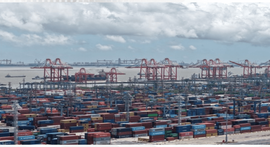 China’s exports rise over 7% in July