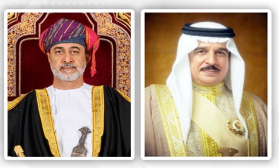 HM King, Sultan of Oman hold meeting in Salalah