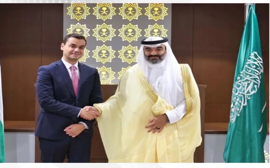 Saudi Communications Minister, Palestinian Counterpart discuss supporting digital transformation