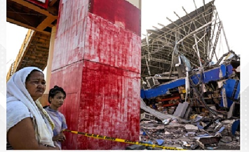 Powerful Philippine quake leaves at least 32 feared dead