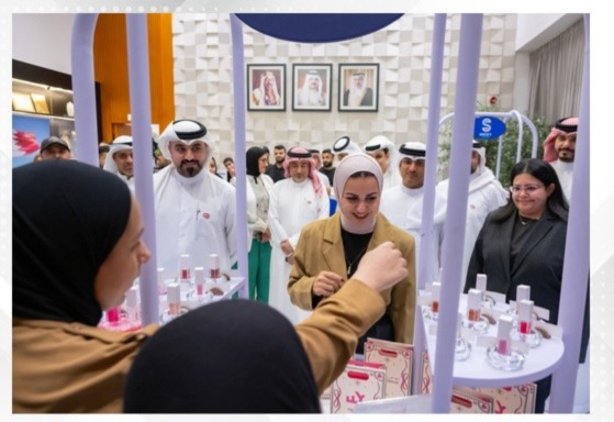 Youth Affairs Minister attends launch of “Al Freej” Festival