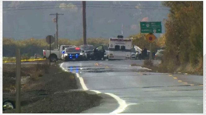 Three killed in helicopter collision in Oregon