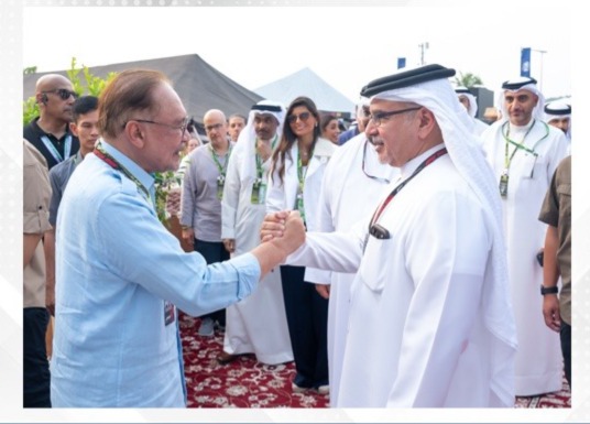 HRH the Crown Prince and Prime Minister attends a reception held as part of the 2026 Formula 1 Gulf Air Bahrain Grand Prix in Malaysia